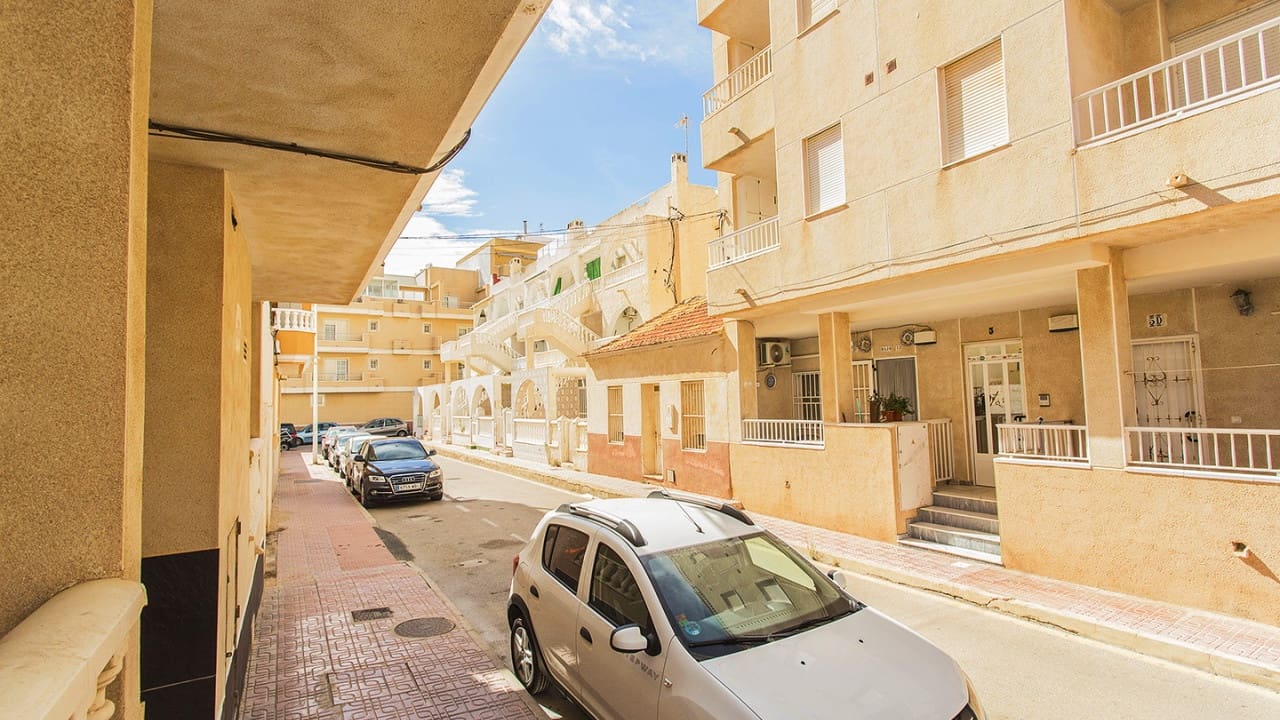 Apartamento de 2 habitaciones en La Mata en venta - 159.000 € (Ref: 10180815)