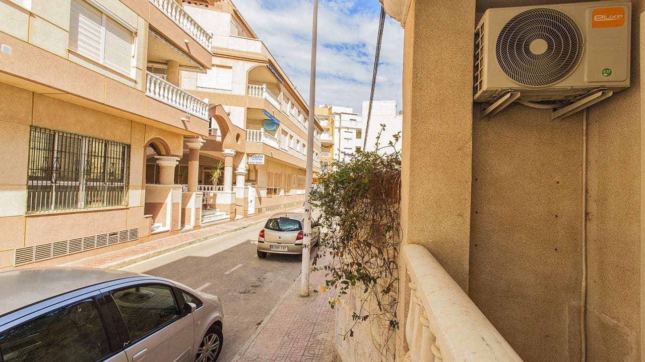 Apartamento de 2 habitaciones en La Mata en venta - 159.000 € (Ref: 10180815)