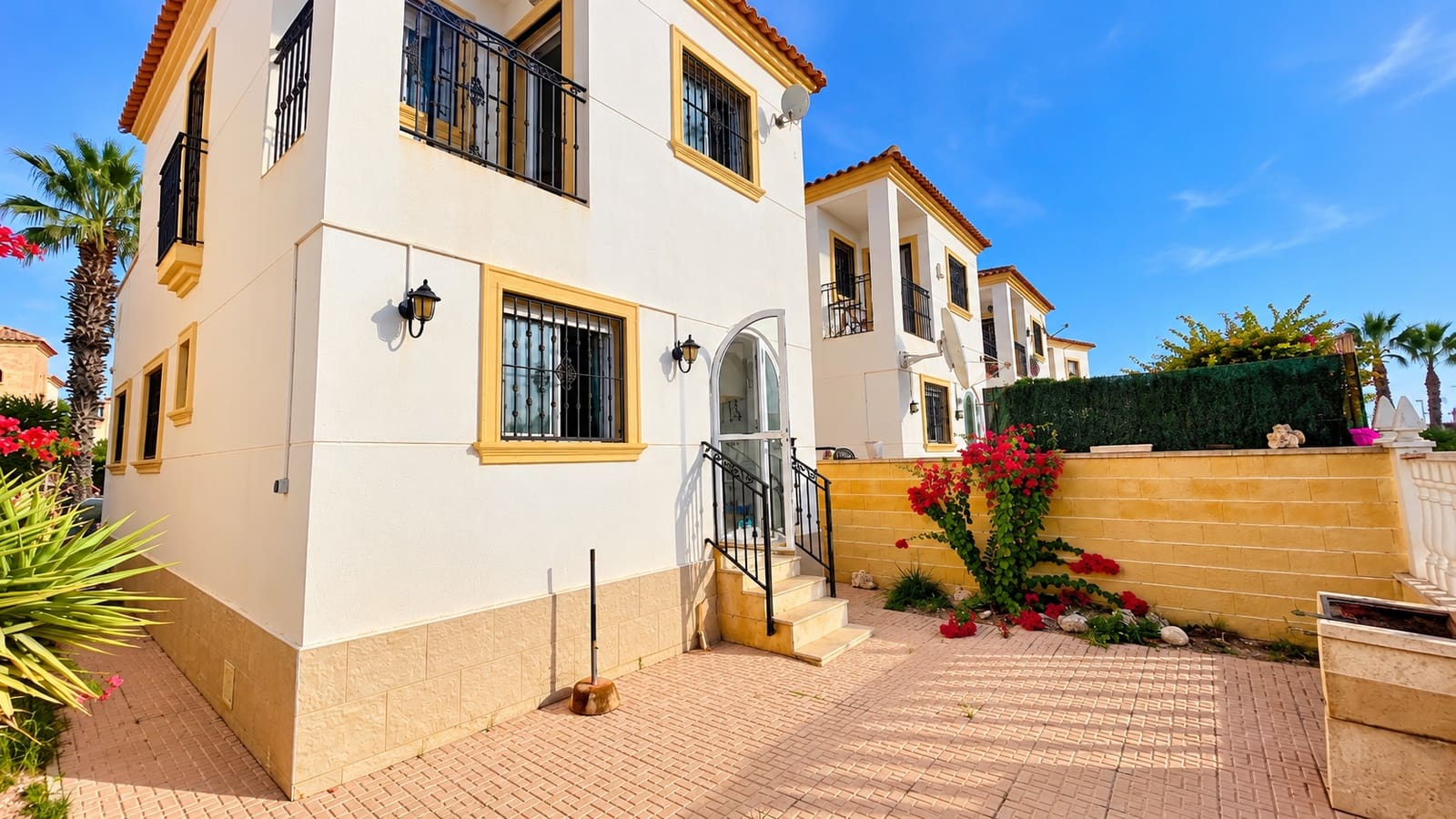 3 chambre Villa/Maison à vendre à El Raso avec piscine - 367 500 € (Ref: 10186182)