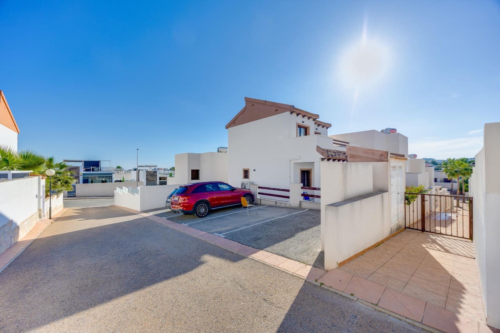 3 chambre Villa/Maison à vendre à Orihuela Costa avec piscine garage - 389 000 € (Ref: 10186185)