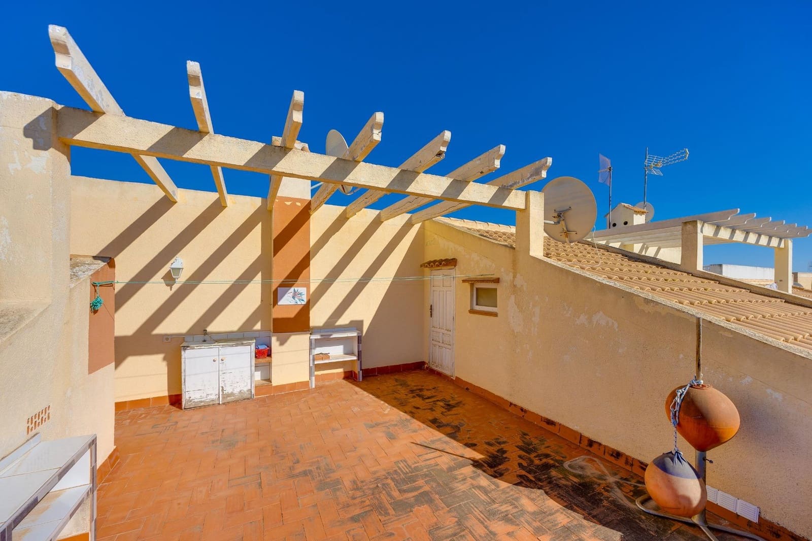 Casa de 2 habitaciones en La Florida en venta con piscina - 195.000 € (Ref: 10186186)