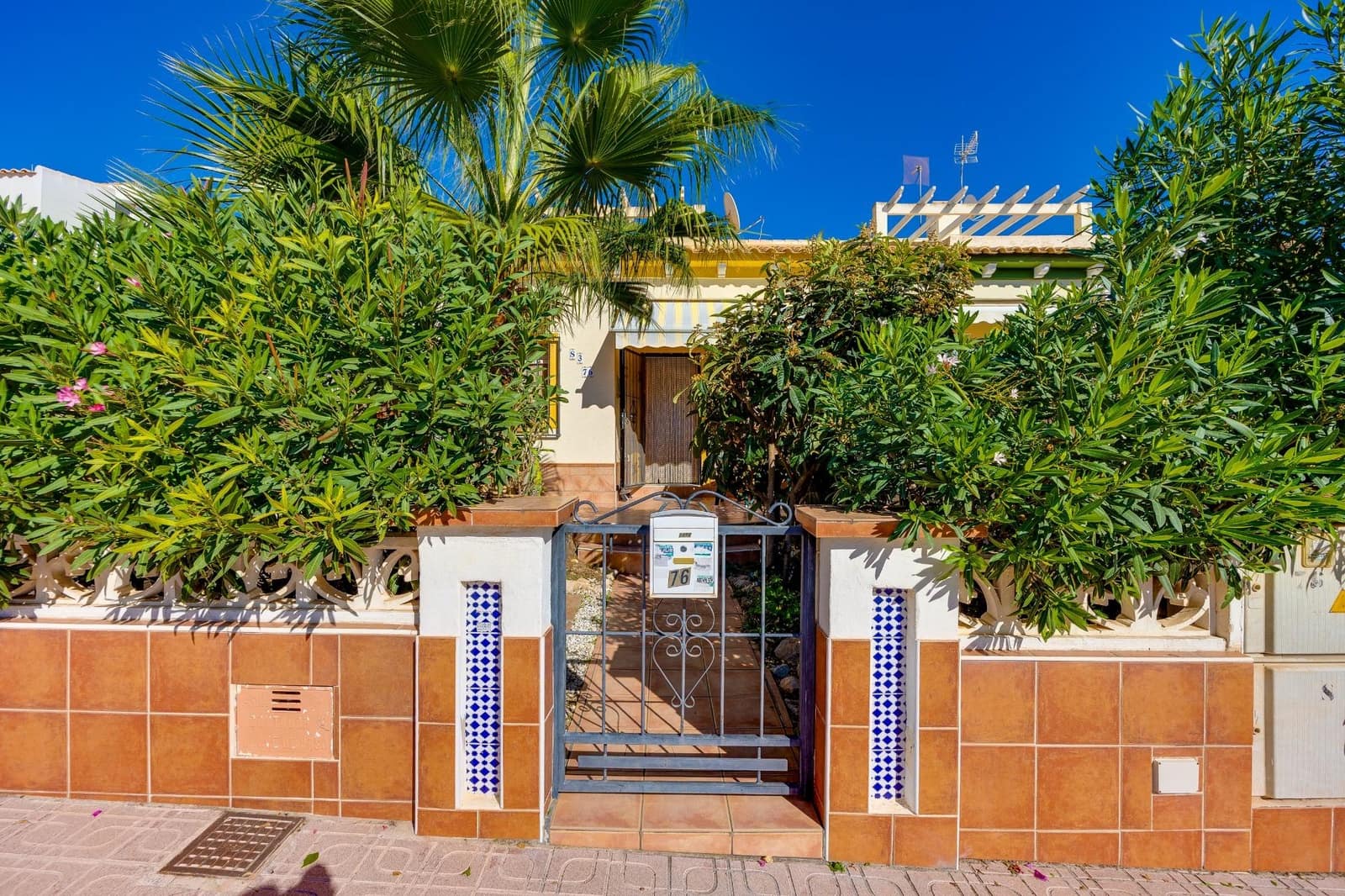 Casa de 2 habitaciones en La Florida en venta con piscina - 195.000 € (Ref: 10186186)