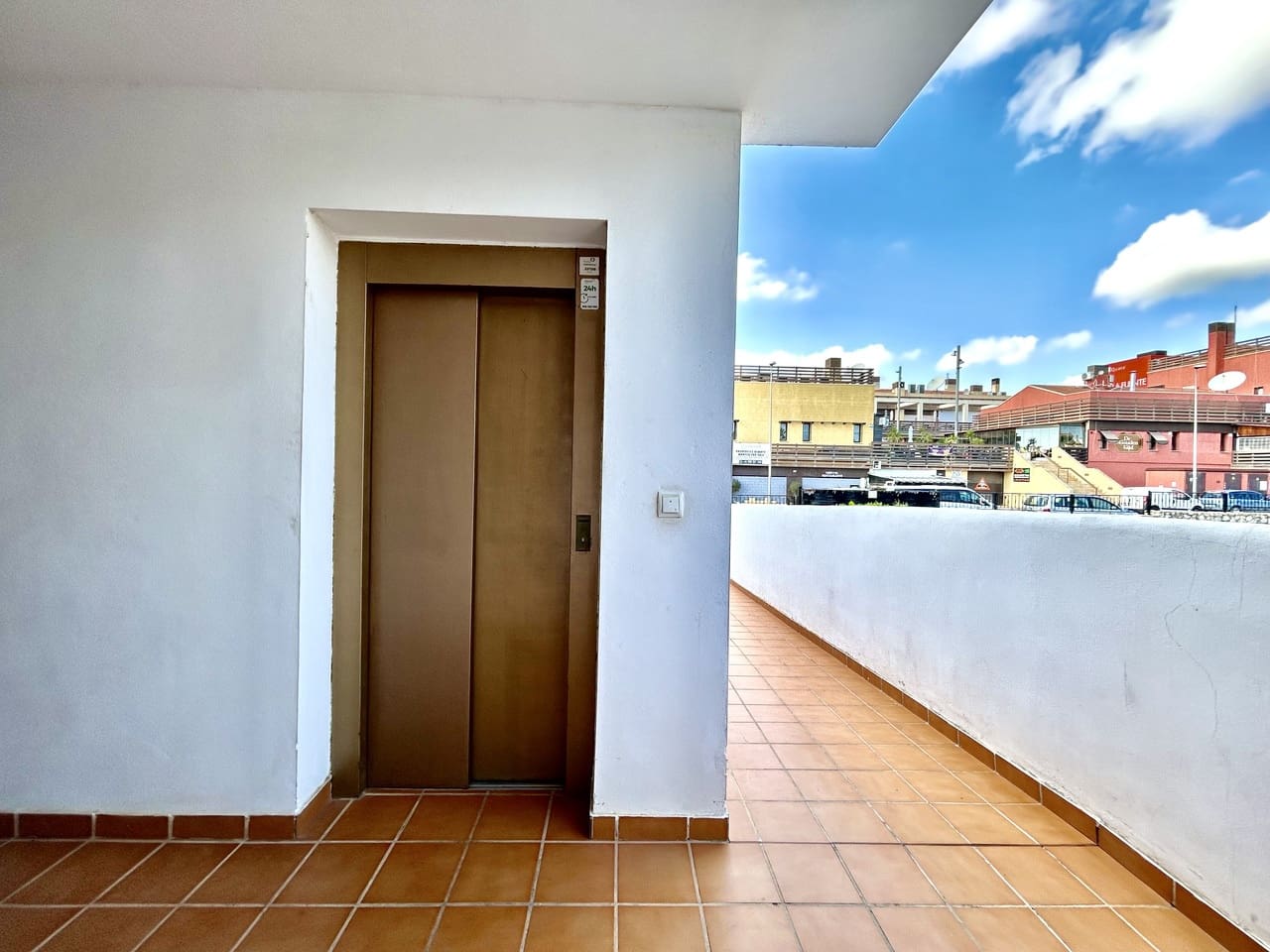2 soveværelse Lejlighed til salg i Villamartin med swimmingpool - € 189.000 (Ref: 10186188)