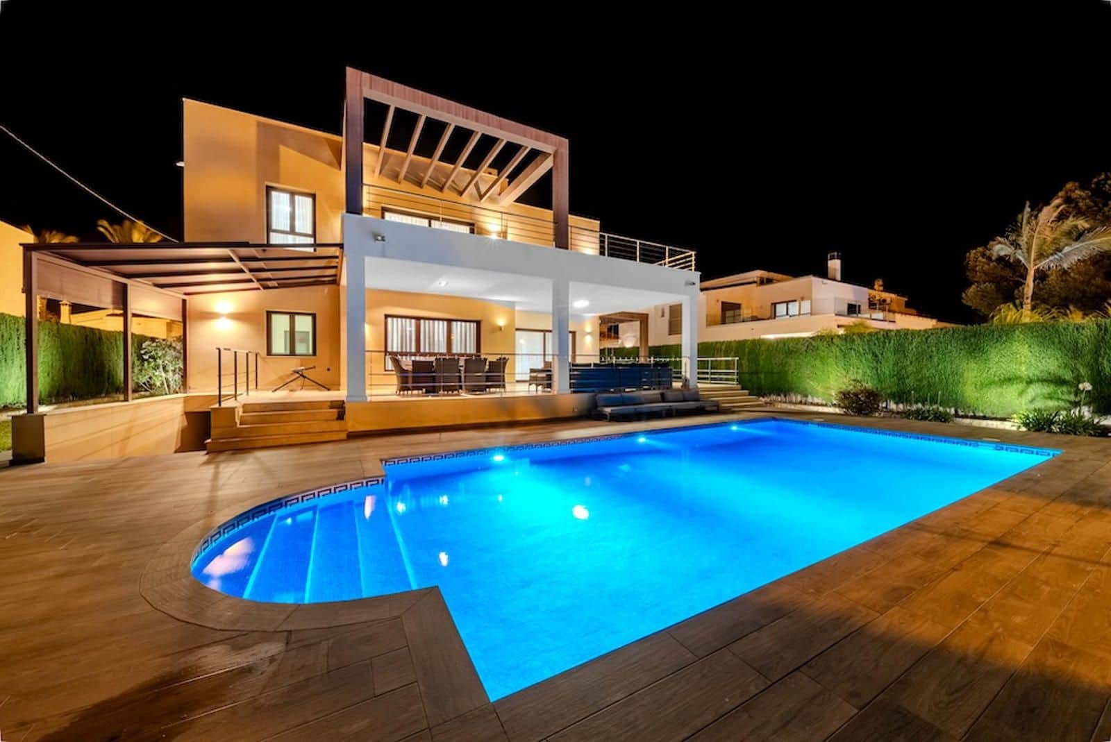 5 soveværelse Villa til salg i Cabo Roig med swimmingpool garage - € 1.995.000 (Ref: 7713687)
