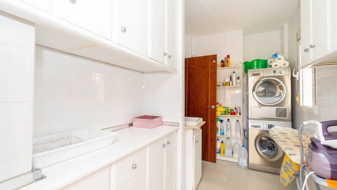 4 soverom Villa til salgs i Aguas Nuevas med svømmebasseng garasje - € 995 000 (Ref: 8149065)