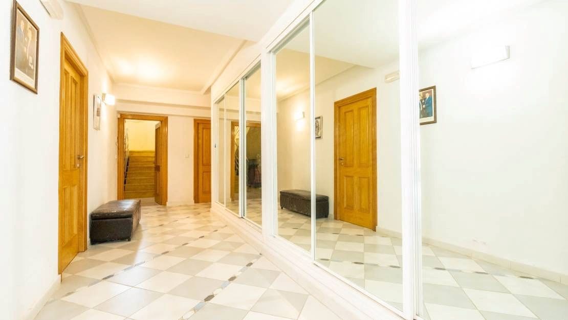 4 soverom Villa til salgs i Aguas Nuevas med svømmebasseng garasje - € 995 000 (Ref: 8149065)