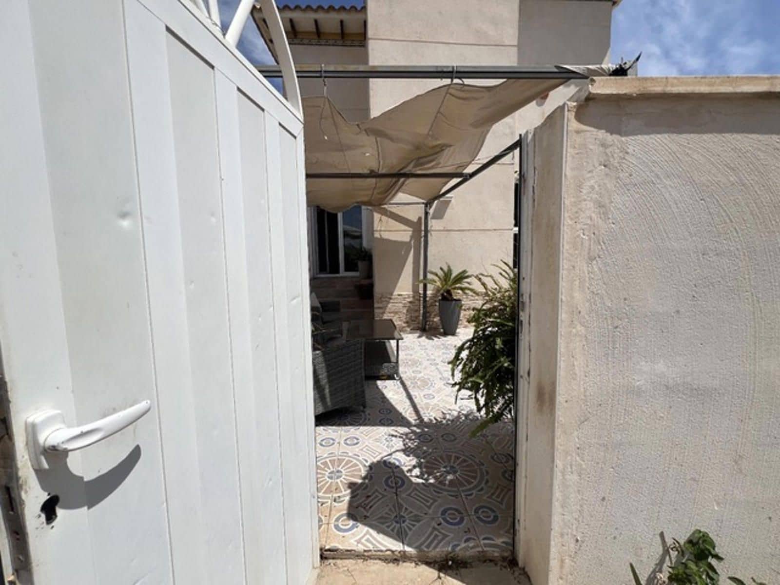 4 chambre Villa/Maison à vendre à La Zenia avec piscine - 399 000 € (Ref: 8565050)