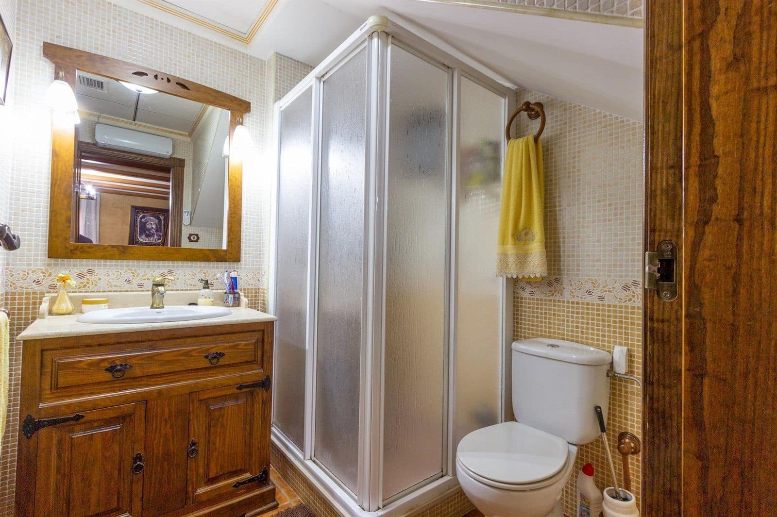 4 bedroom Villa for sale in Orihuela with pool garage - € 320,000 (Ref: 8565060)