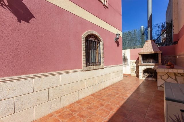 4 bedroom Villa for sale in Montepinar - La Aparecida - Raiguero, Orihuela with pool garage - € 320,000 (Ref: 8565060)