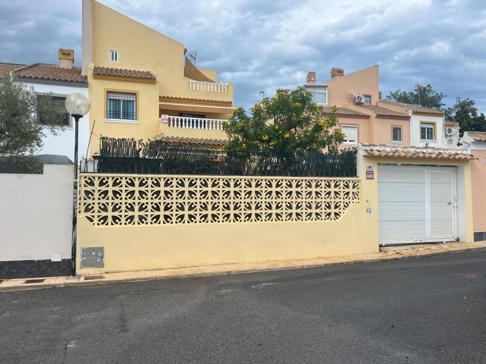 4 soveværelse Byhus til salg i Aguas Nuevas med swimmingpool garage - € 238.000 (Ref: 8812898)