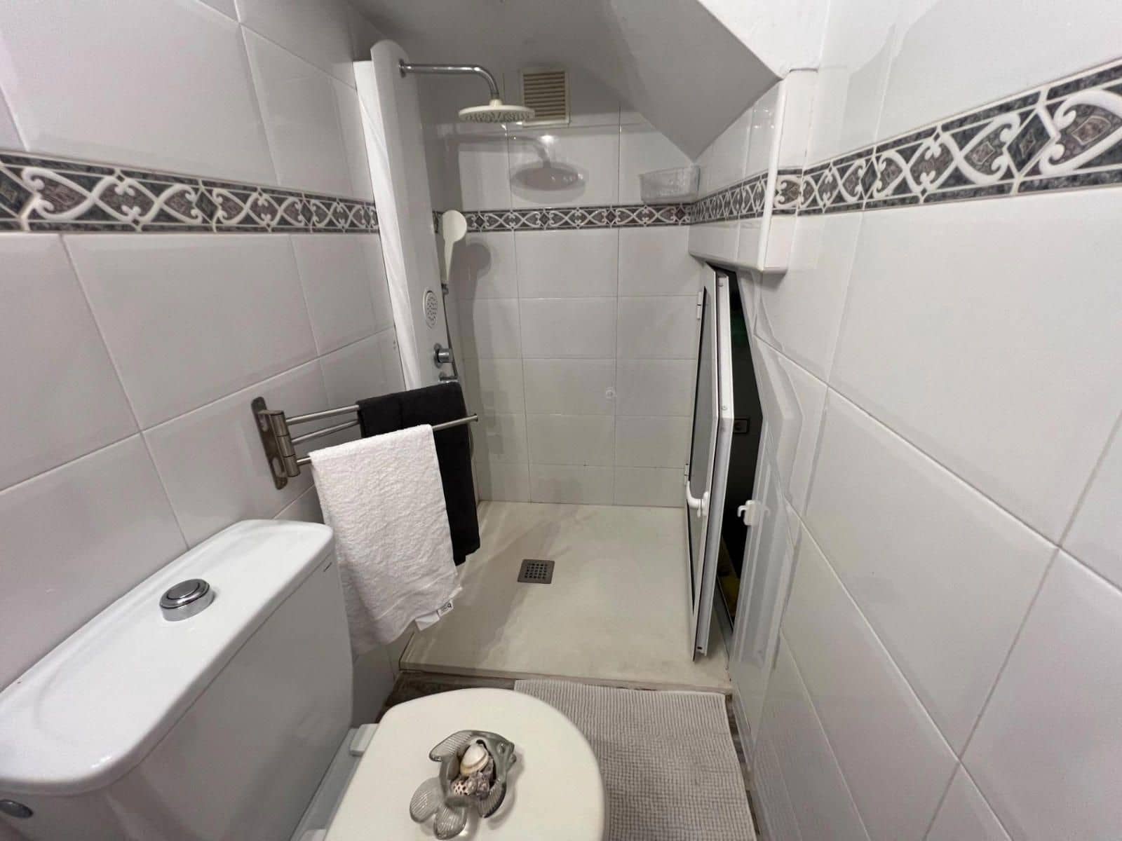 4 soveværelse Byhus til salg i Aguas Nuevas med swimmingpool garage - € 238.000 (Ref: 8812898)