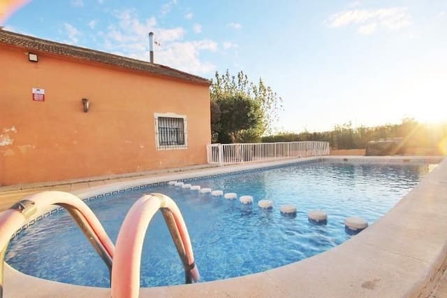 5 chambre Villa/Maison à vendre à Almoradí avec piscine - 271 000 € (Ref: 8822174)
