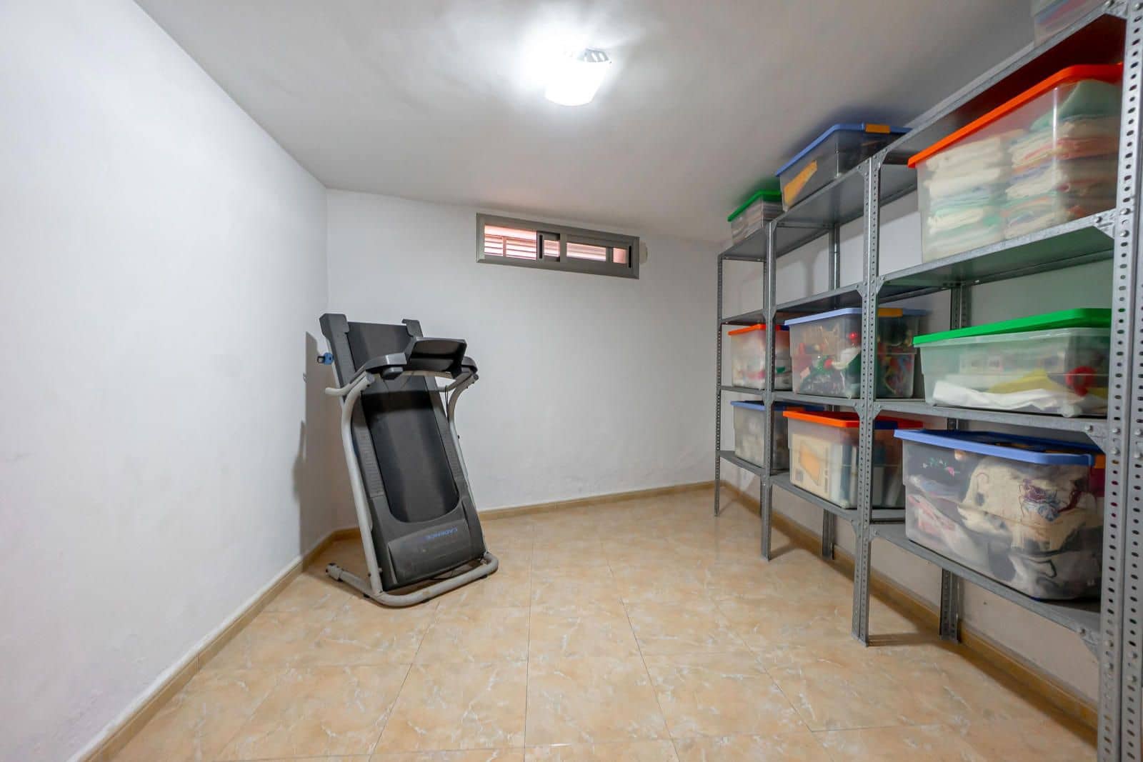 Chalet de 4 habitaciones en Rojales en venta con garaje - 499.000 € (Ref: 8938015)