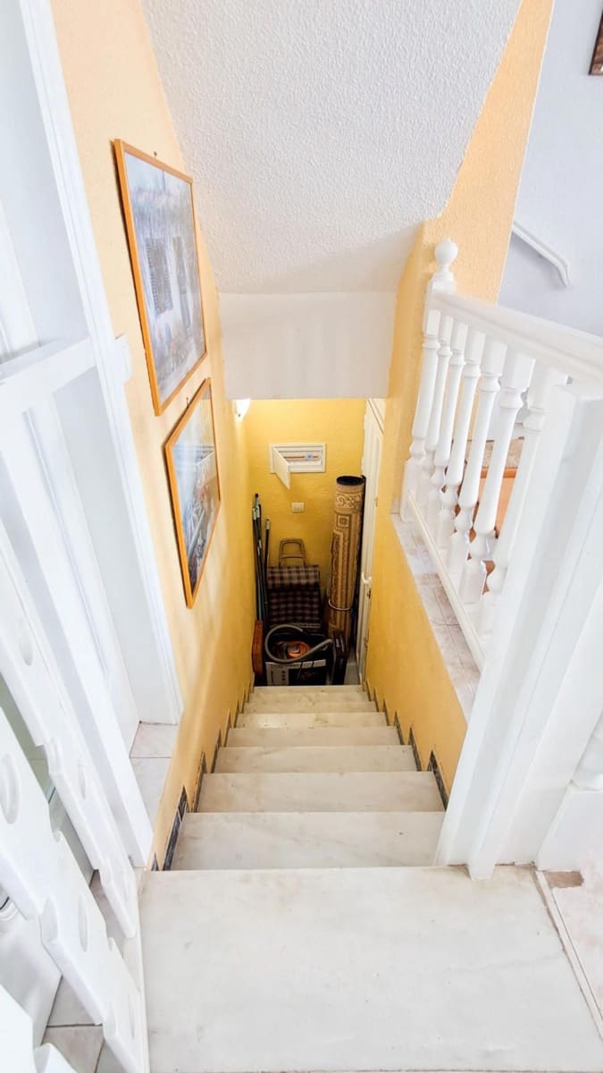 5 soverom Hus til salgs i Punta Prima - € 299 999 (Ref: 8999335)