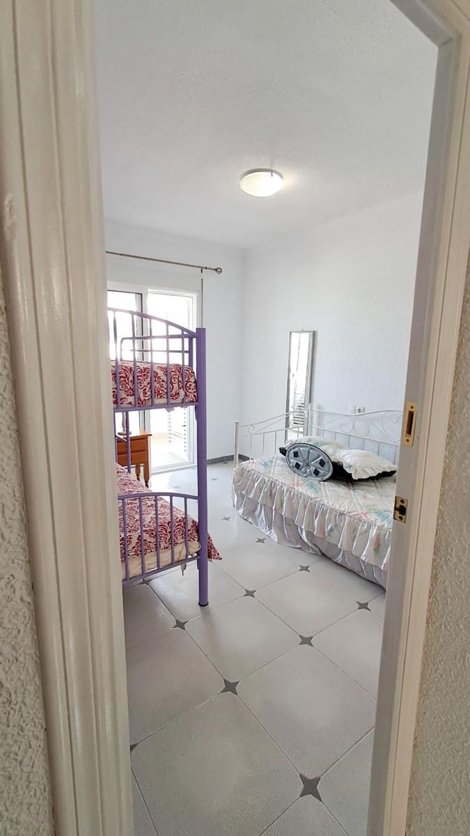 5 soverom Hus til salgs i Punta Prima - € 299 999 (Ref: 8999335)