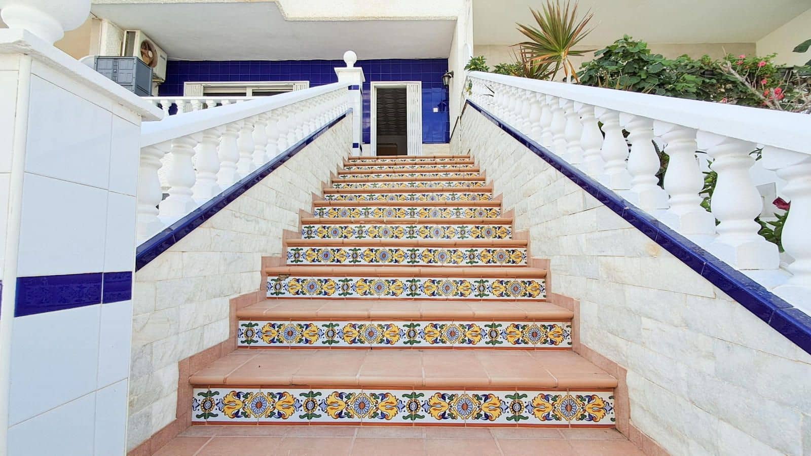 5 soverom Hus til salgs i Punta Prima - € 299 999 (Ref: 8999335)