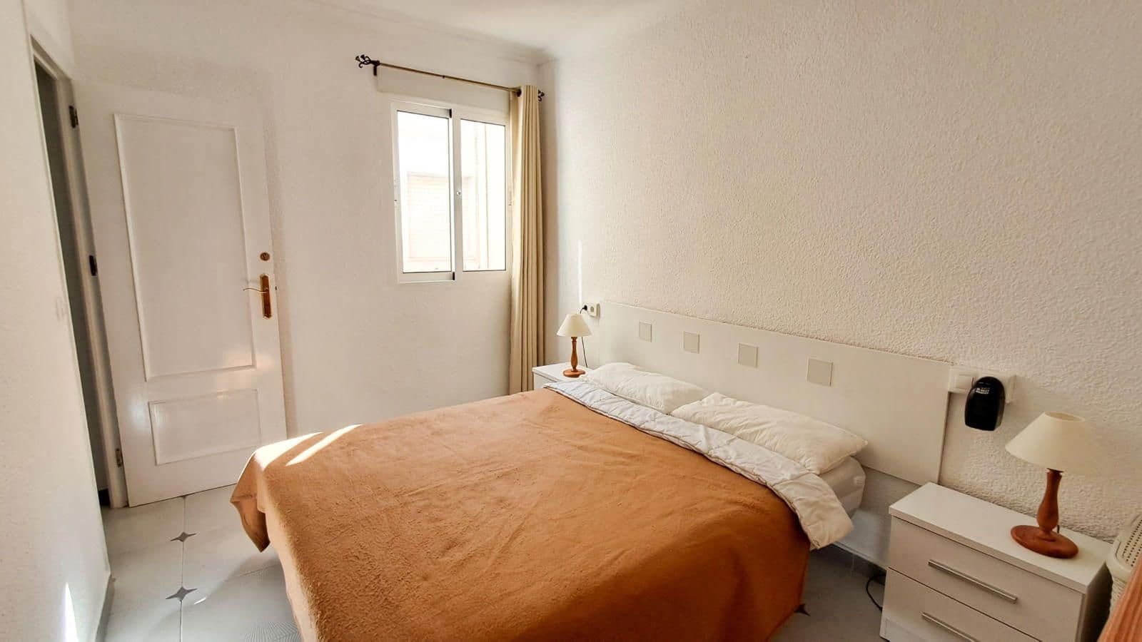 5 soverom Hus til salgs i Punta Prima - € 299 999 (Ref: 8999335)