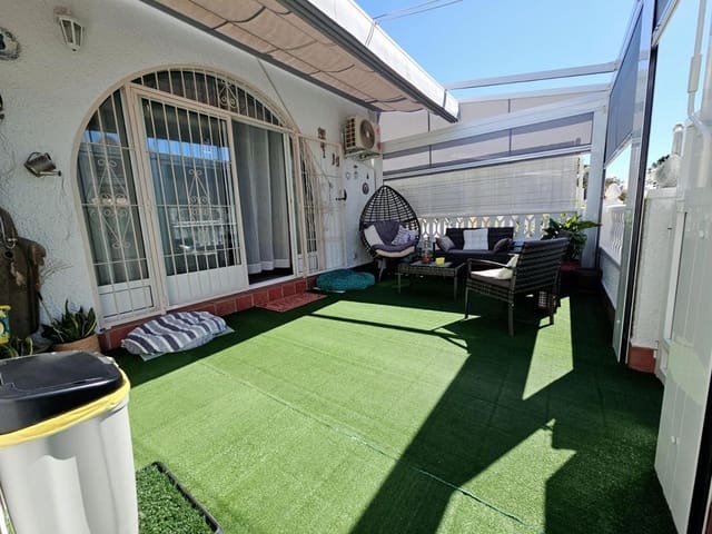 2 sypialnia Willa na sprzedaż w San Luis, Torrevieja - 149 900 € (Ref: 9035921)