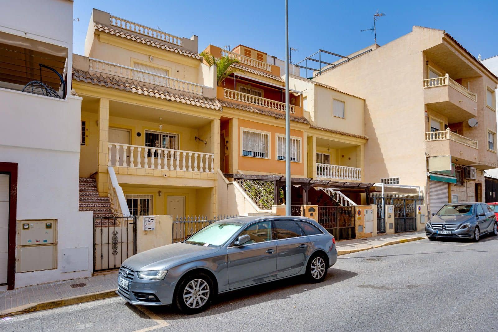 3 sovrum Hus till salu i Los Montesinos med garage - 169 995 € (Ref: 9233633)