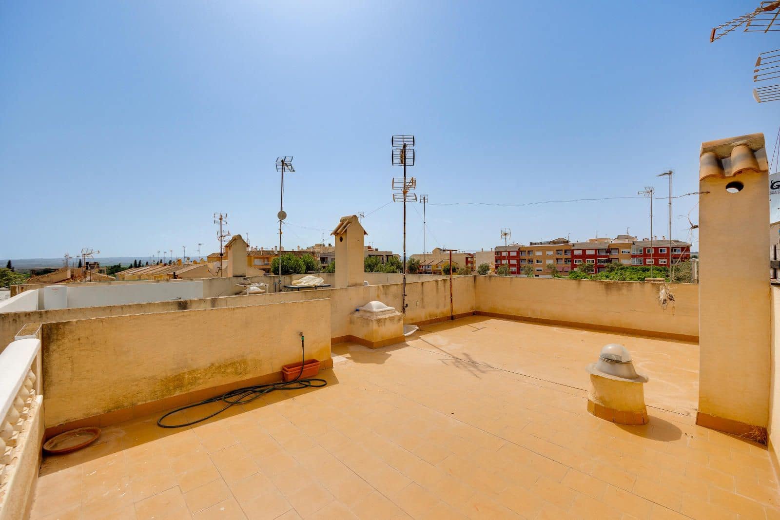 3 sovrum Hus till salu i Los Montesinos med garage - 169 995 € (Ref: 9233633)