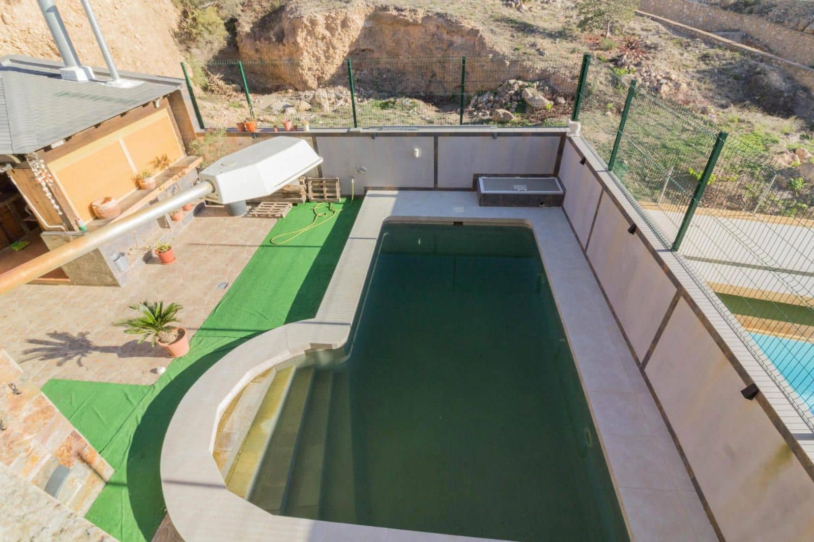 8 soveværelse Villa til salg i Redovan med swimmingpool garage - € 399.969 (Ref: 9233638)