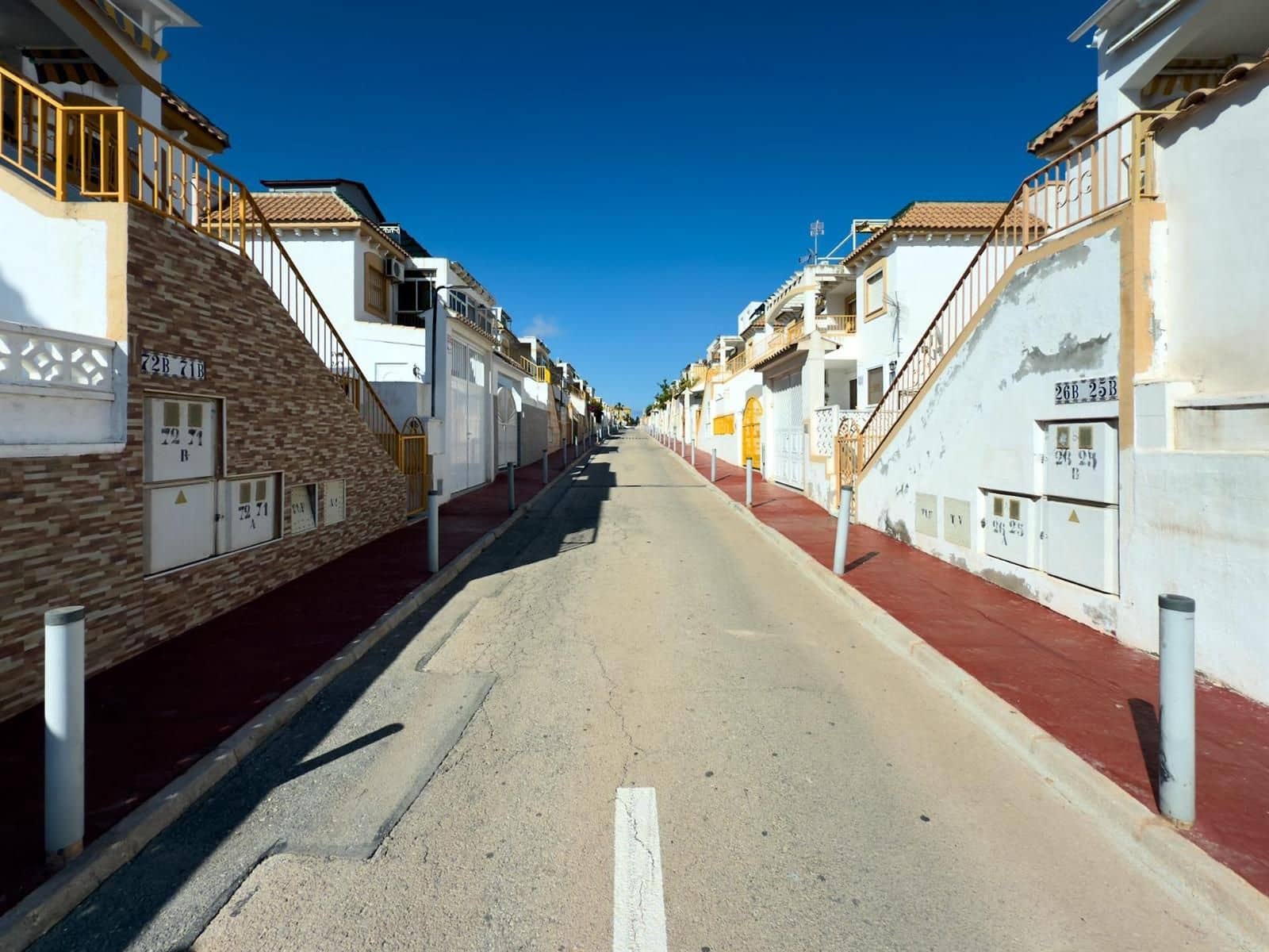 2 chambre Villa/Maison à vendre à Torrevieja avec piscine - 164 300 € (Ref: 9233748)