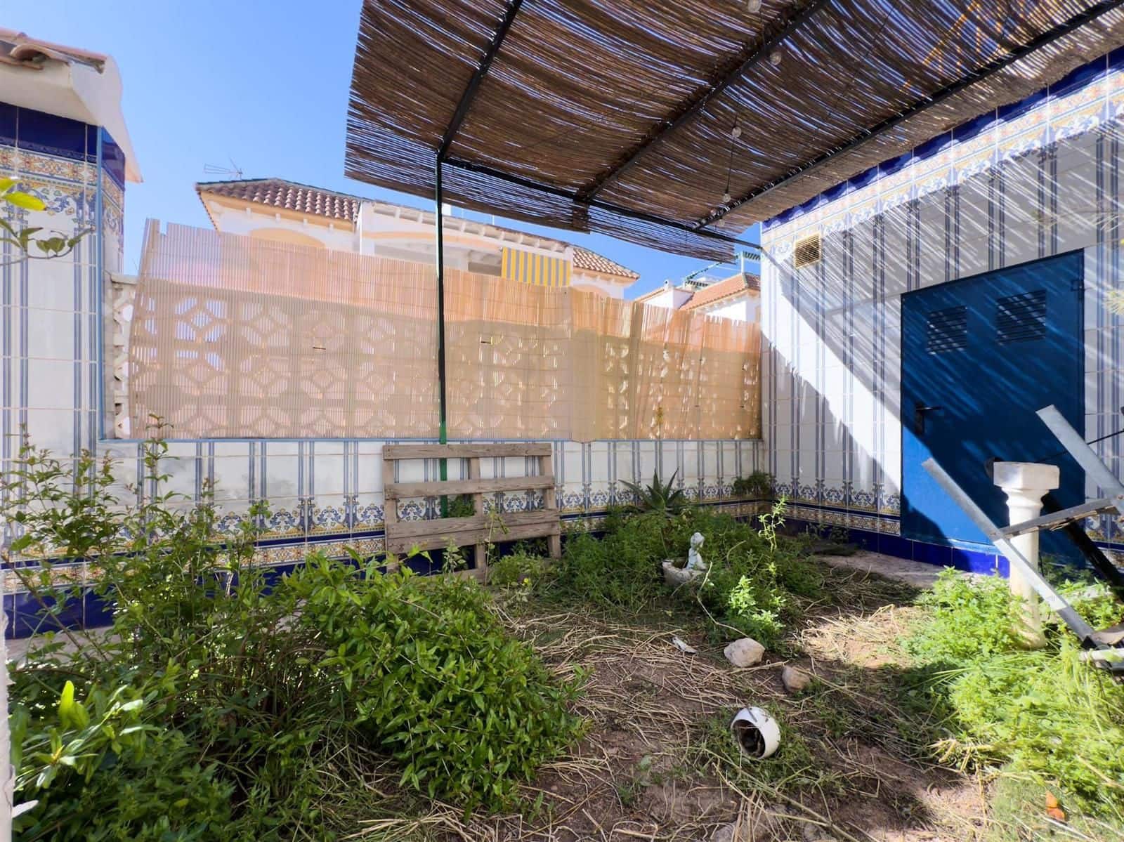 2 chambre Villa/Maison à vendre à Torrevieja avec piscine - 164 300 € (Ref: 9233748)