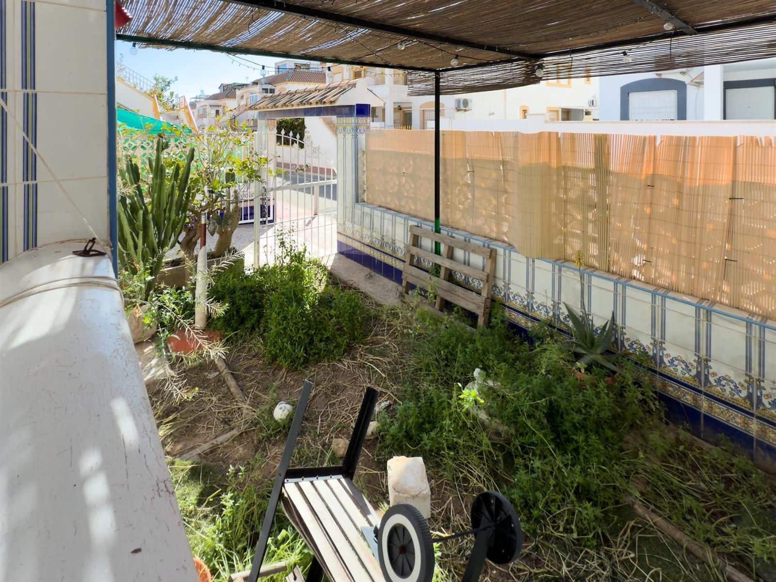 2 chambre Villa/Maison à vendre à Torrevieja avec piscine - 164 300 € (Ref: 9233748)