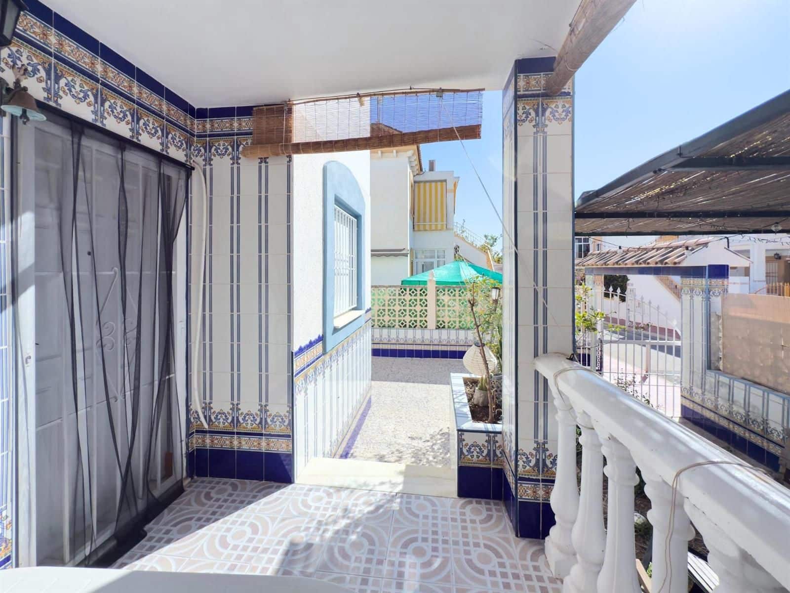 2 chambre Villa/Maison à vendre à Torrevieja avec piscine - 164 300 € (Ref: 9233748)