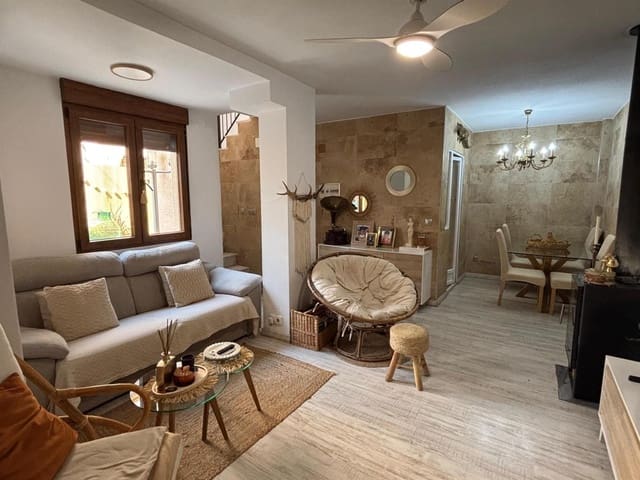 3 bedroom Townhouse for sale in Los Frutales, Torrevieja with pool - € 193,900 (Ref: 9233752)