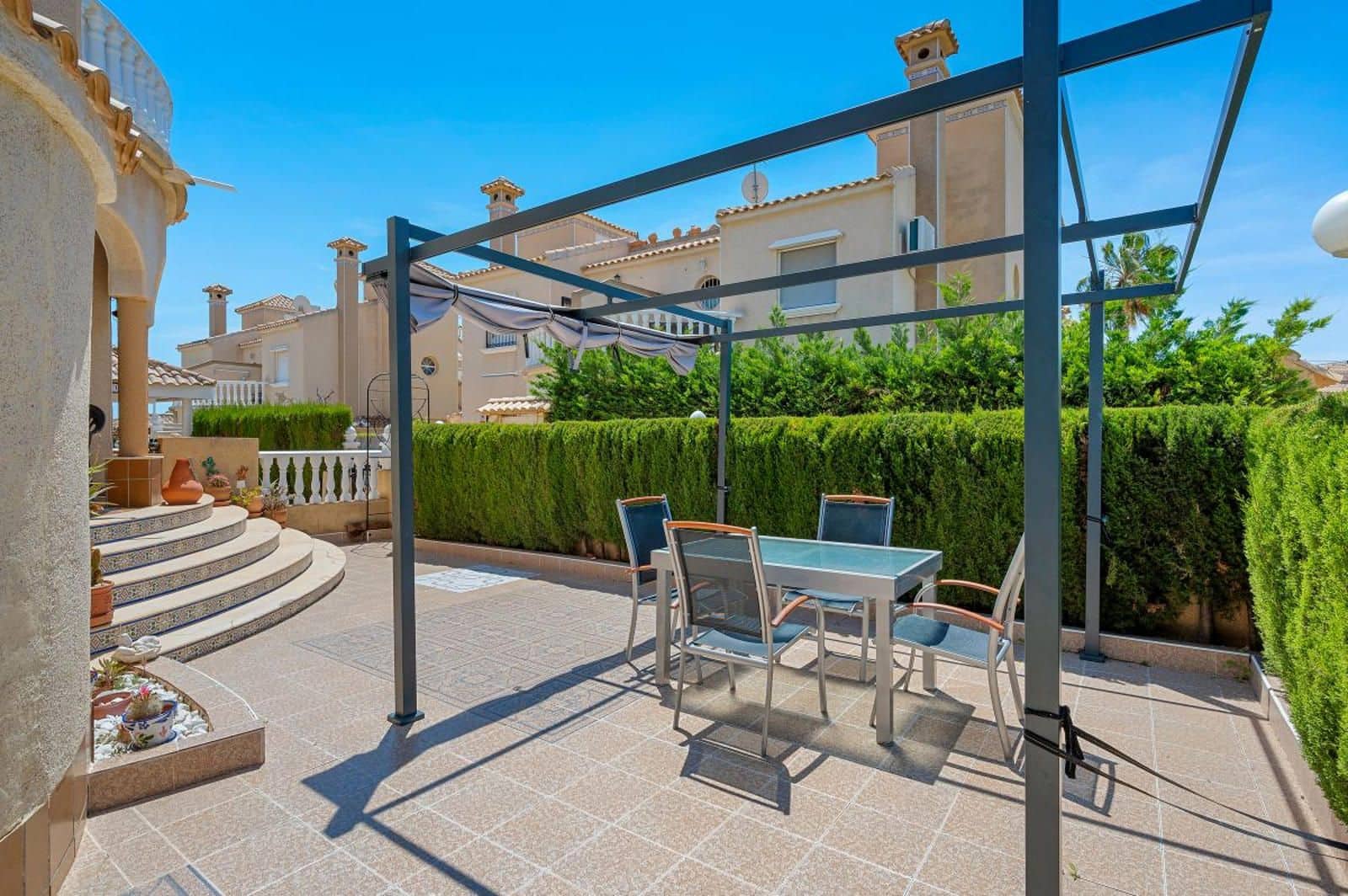 3 sovrum Villa till salu i Playa Flamenca med pool garage - 219 000 € (Ref: 9233753)