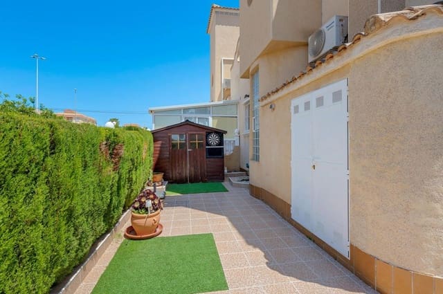 3 sovrum Villa till salu i Playa Flamenca, Orihuela med pool garage - 219 000 € (Ref: 9233753)