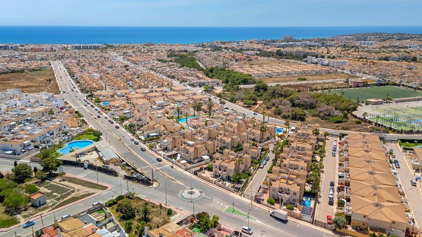 3 sovrum Villa till salu i Playa Flamenca med pool garage - 219 000 € (Ref: 9233753)