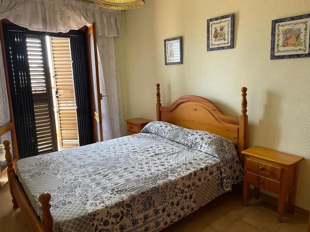 6 bedroom Townhouse for sale in Cabo Cervera, Torrevieja with garage - € 299,500 (Ref: 9233754)