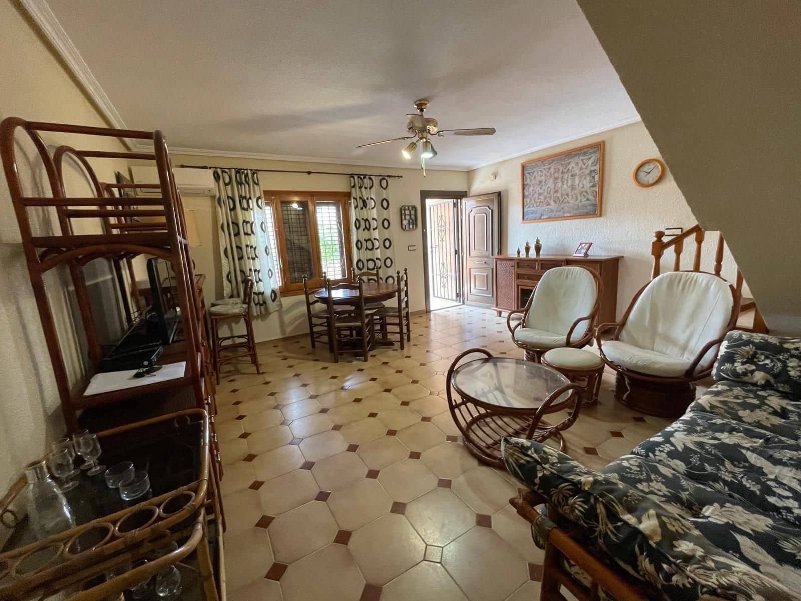 6 soveværelse Byhus til salg i La Mata med garage - € 299.500 (Ref: 9233754)