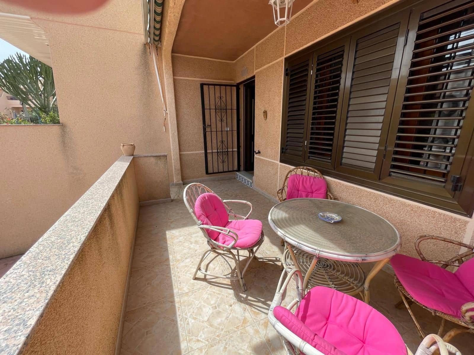 6 soveværelse Byhus til salg i La Mata med garage - € 299.500 (Ref: 9233754)