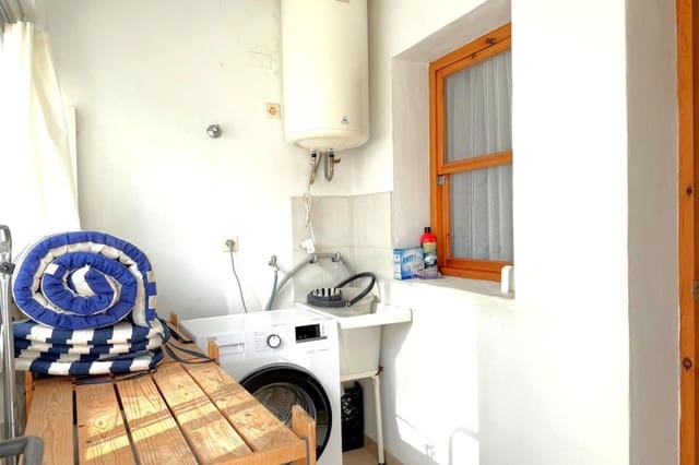 Casa de 3 habitaciones en Villamartin, Orihuela en venta con piscina - 219.000 € (Ref: 9233756)