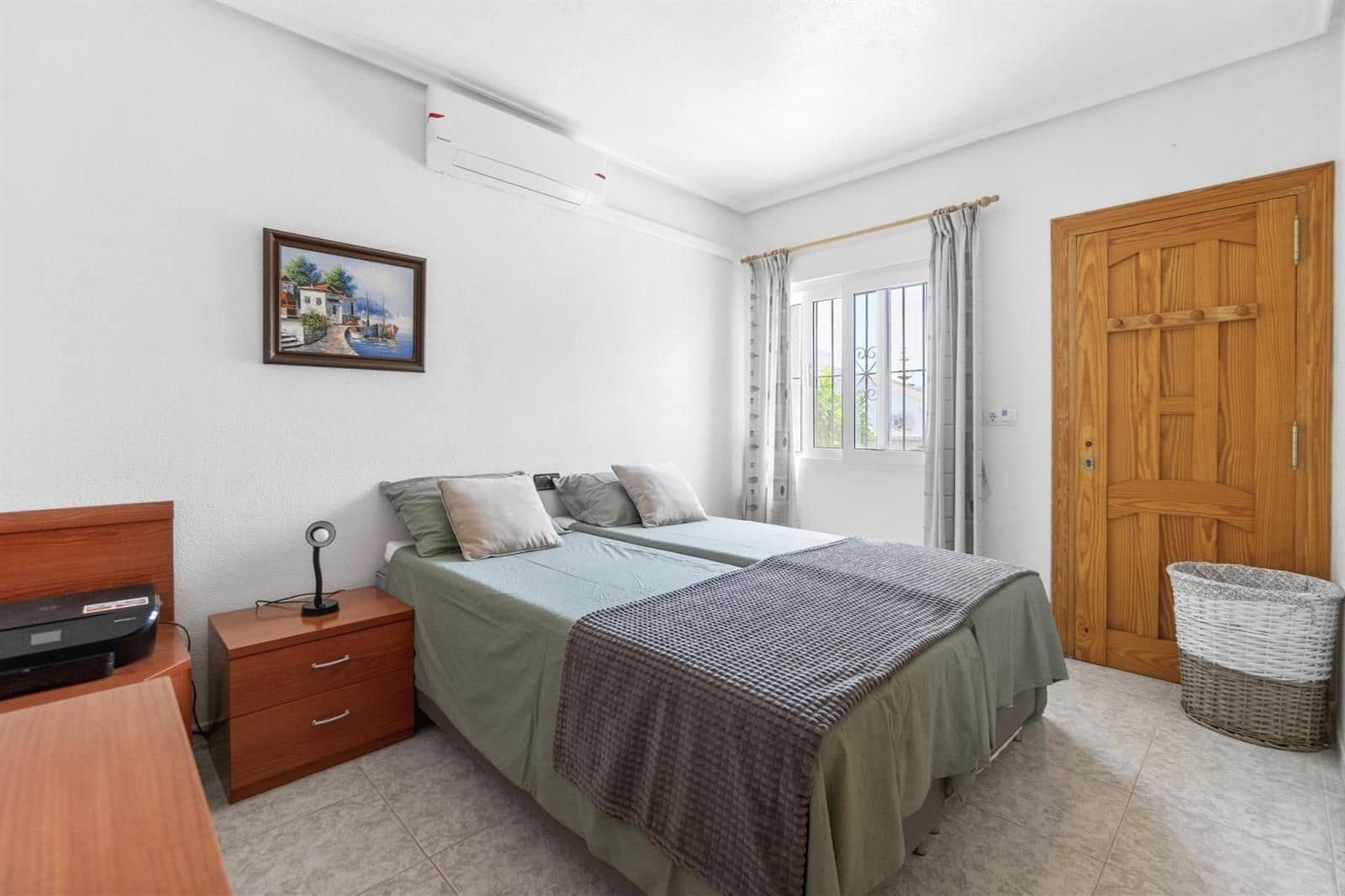 4 bedroom Villa for sale in Playa Flamenca with pool garage - € 559,000 (Ref: 9233758)