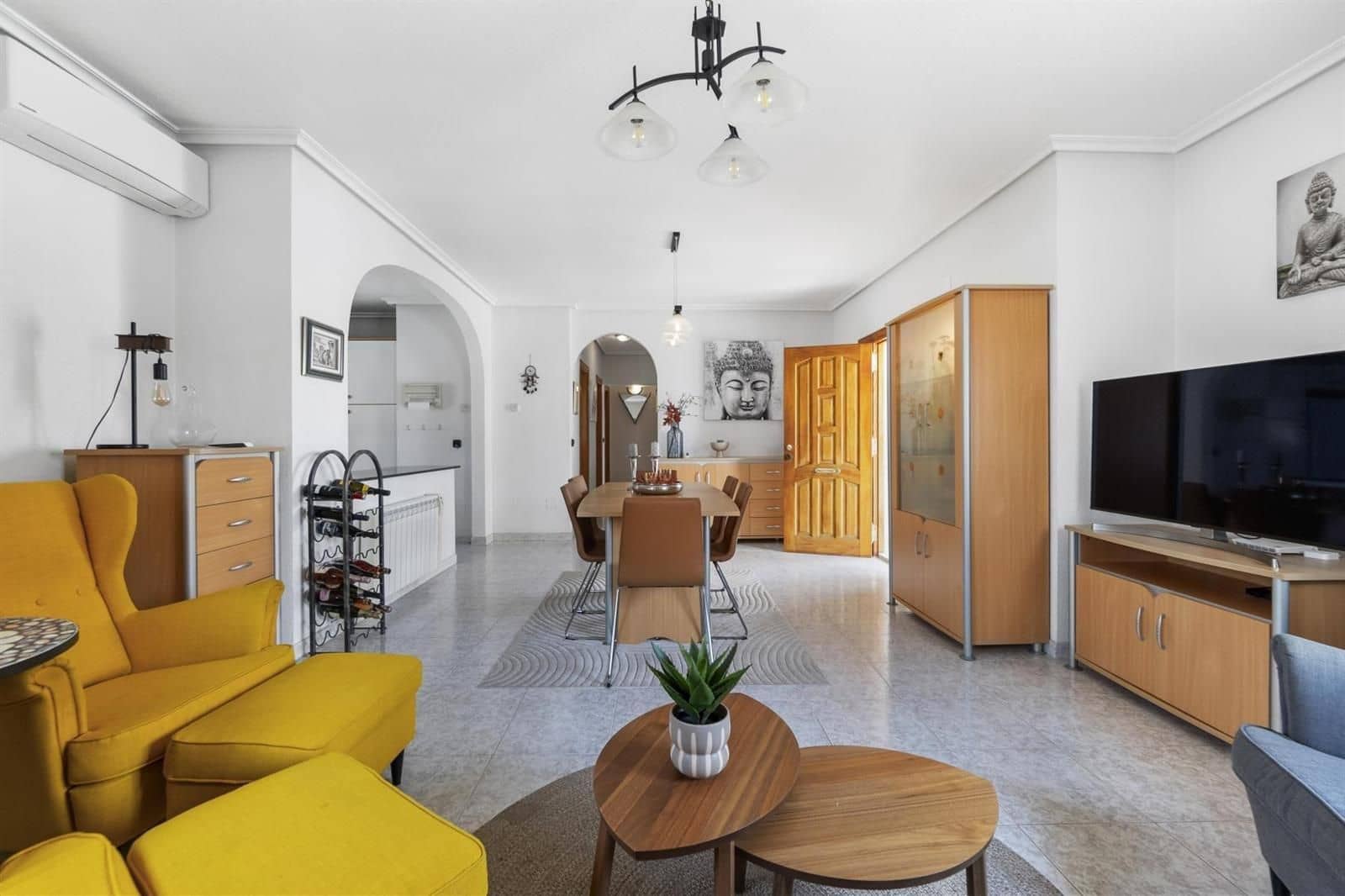 4 bedroom Villa for sale in Playa Flamenca with pool garage - € 559,000 (Ref: 9233758)