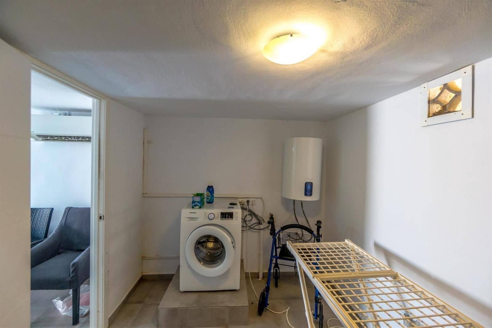 4 bedroom Villa for sale in Playa Flamenca with pool garage - € 559,000 (Ref: 9233758)