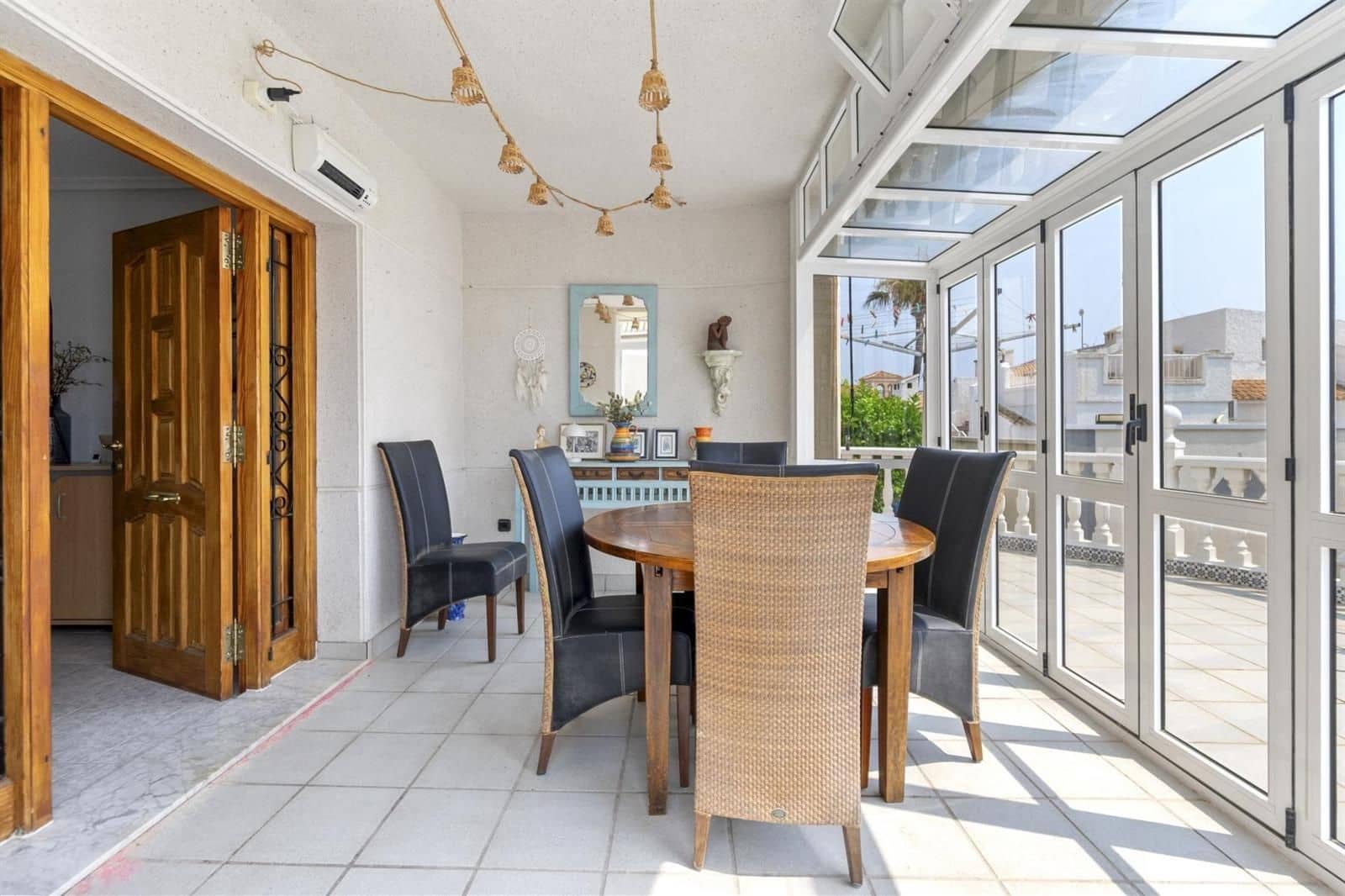 4 bedroom Villa for sale in Playa Flamenca with pool garage - € 559,000 (Ref: 9233758)