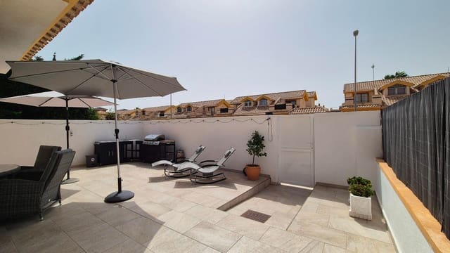 3 chambre Villa/Maison à vendre à Lomas de Cabo Roig - Los Dolses, Orihuela avec piscine garage - 289 000 € (Ref: 9233765)