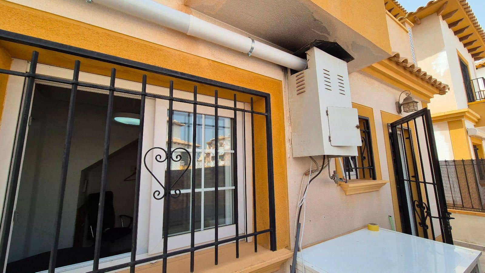 3 chambre Villa/Maison à vendre à Orihuela Costa avec piscine garage - 289 000 € (Ref: 9233765)