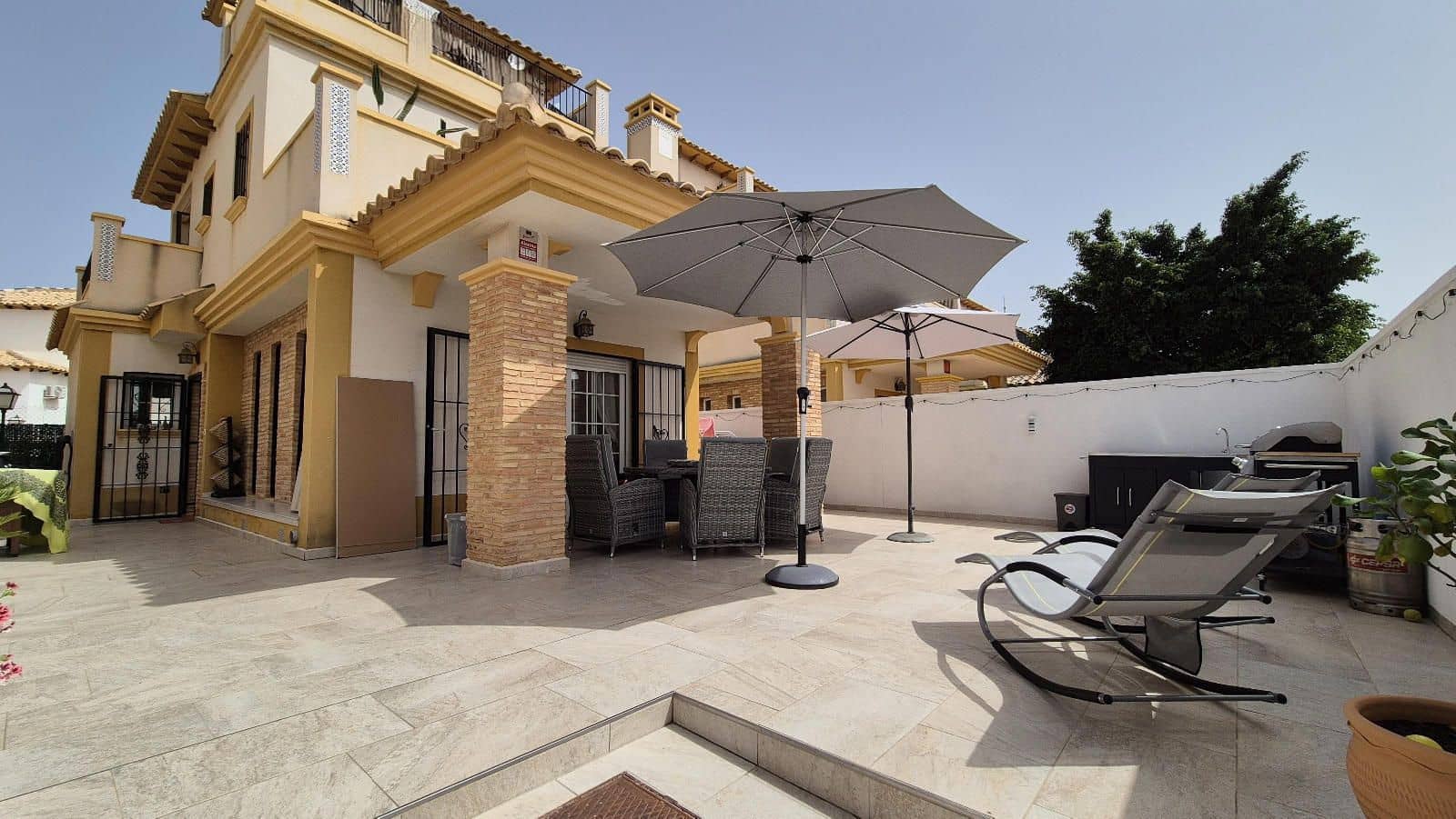 3 chambre Villa/Maison à vendre à Orihuela Costa avec piscine garage - 289 000 € (Ref: 9233765)
