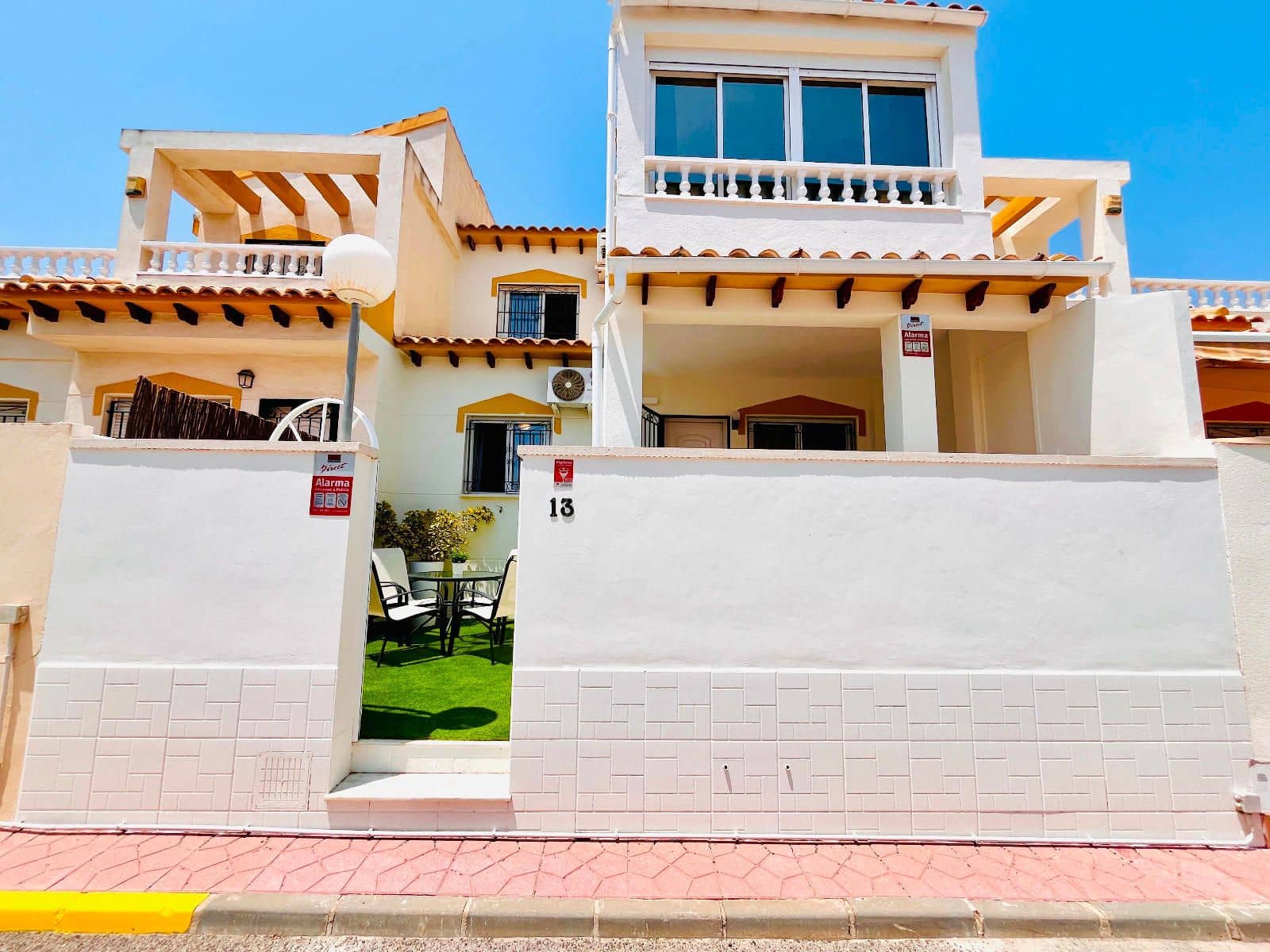 3 camera da letto Casa in vendita in Playa Flamenca con piscina - 294.180 € (Rif: 9233766)