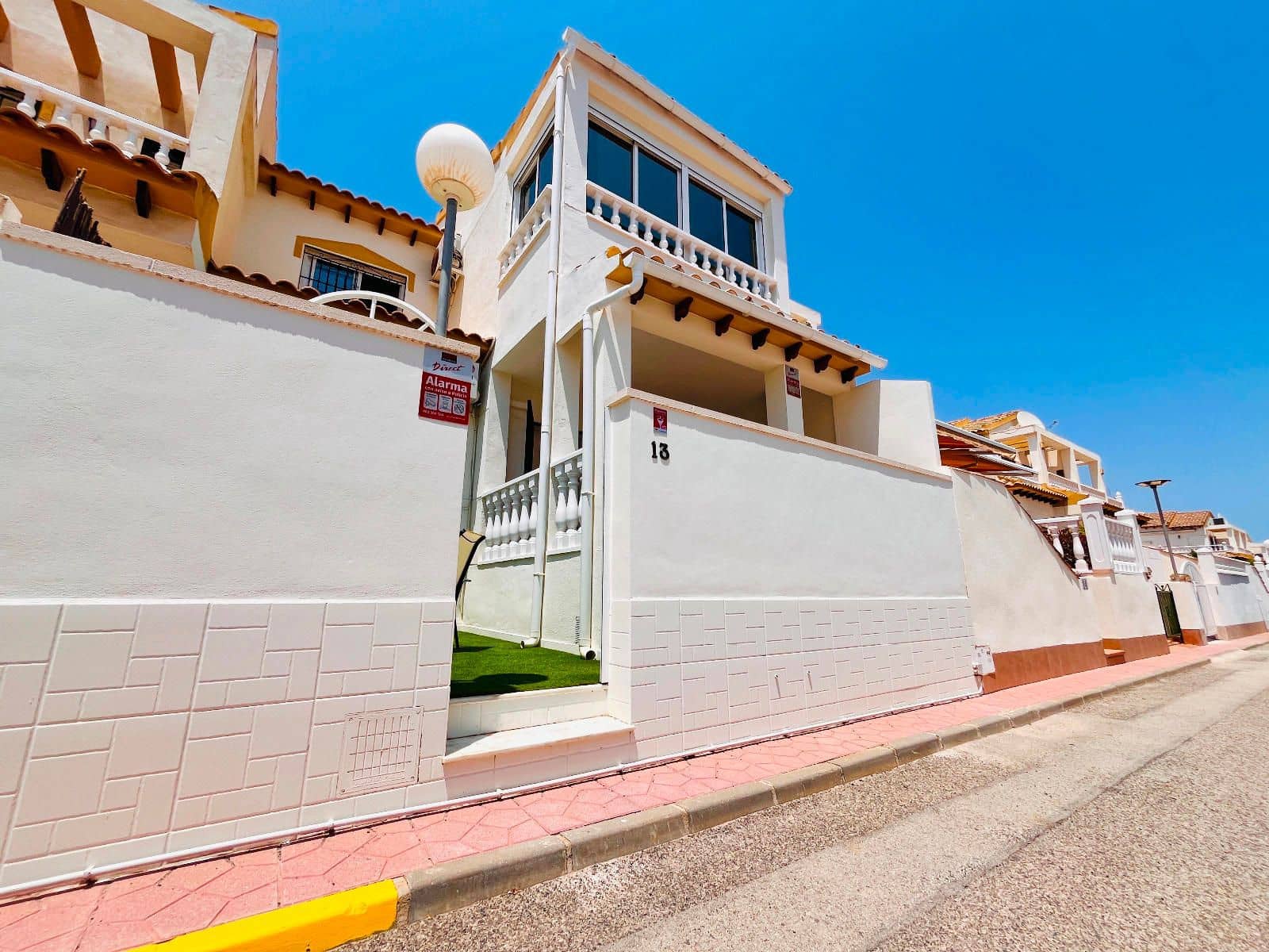 3 camera da letto Casa in vendita in Playa Flamenca con piscina - 294.180 € (Rif: 9233766)