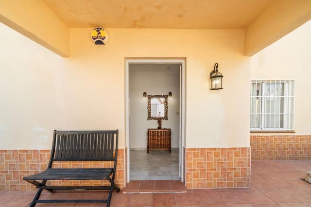 4 bedroom Villa for sale in Cañada del Molino, Torrevieja with pool garage - € 869,000 (Ref: 9233769)