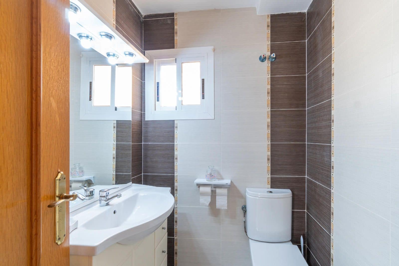 4 sypialnia Willa na sprzedaż w La Mata z basenem garażem - 869 000 € (Ref: 9233769)