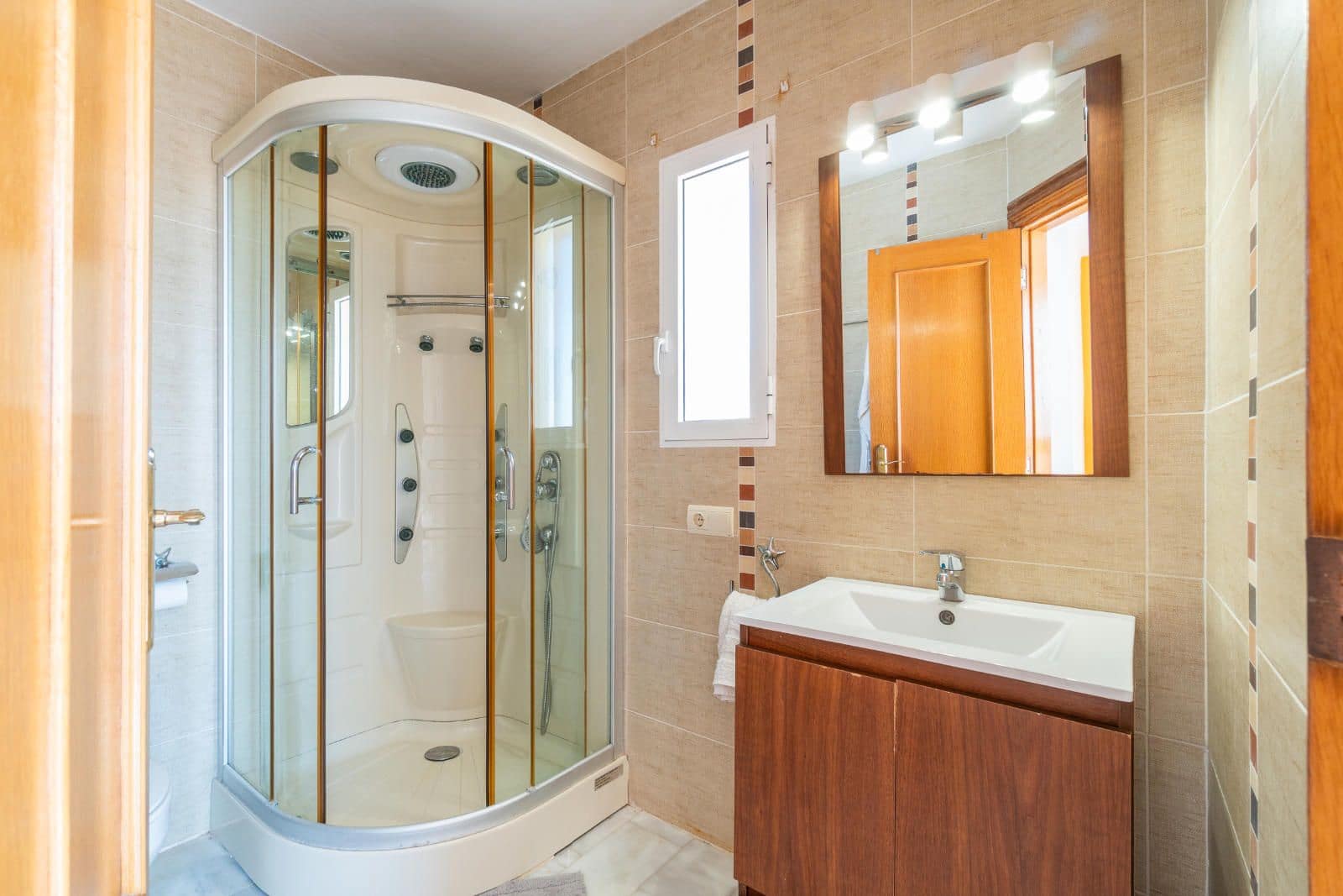 4 sypialnia Willa na sprzedaż w La Mata z basenem garażem - 869 000 € (Ref: 9233769)