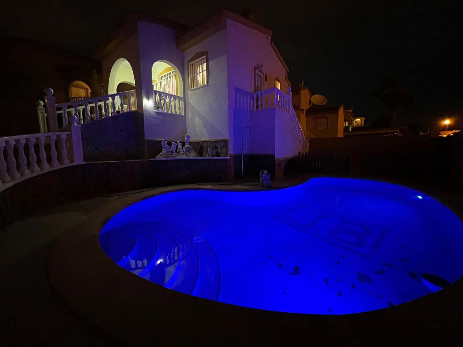 3 sypialnia Willa na sprzedaż w Ciudad Quesada z basenem garażem - 275 000 € (Ref: 9233772)